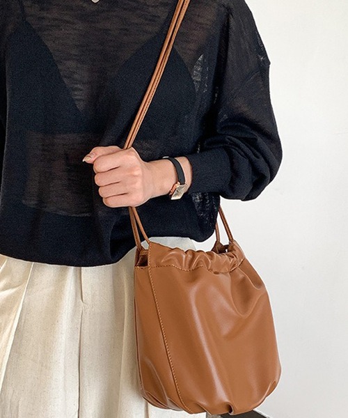 レザー巾着ショルダーバッグ　Lサイズ　ブラウン LURAKU】Synthetic Leather Drawstring Bag/合皮レザー巾着