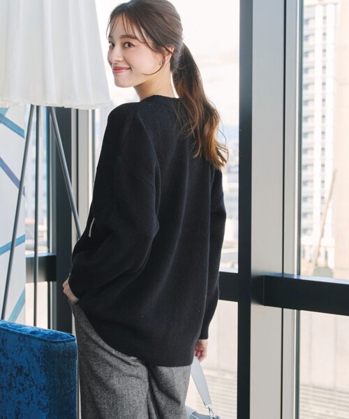 【美品】elite grips. ジップアップニット セーター L 刺繍ロゴ 黒 Tiaclasse ニット セーター テープ刺繍ロゴニットトップス レディース