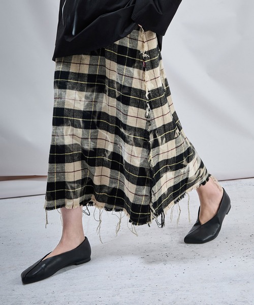 CHARLES ＆ KEITH バレエシューズ パンプス アシメトリカル