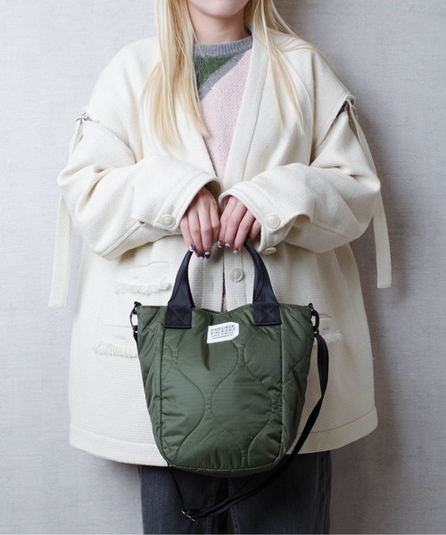 「 FREDRIK PACKERS 」 キルティング トートバッグ 　ベージュ キルティングバッグ ブランド（FREDRIK PACKERS／ファッション