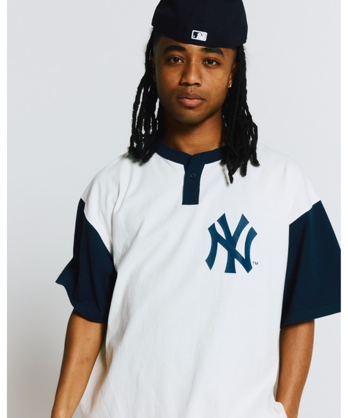 KEBOZ tシャツ × MLB NEW YORK YANKEES ROUND HEM HENLEY NECK S