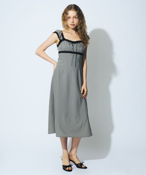 deicy ワンピース ※タグ無し ※商品説明必ずご確認ください DEICY（デイシー） ワンピース レースドッキングギャザーワンピース