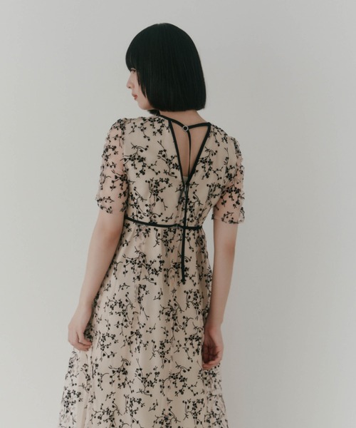 【美品】フロッキーパイピングドレス kaene 結婚式 サイズ38 カエン kaene】フロッキー×パイピングドレス/結婚式/パーティー
