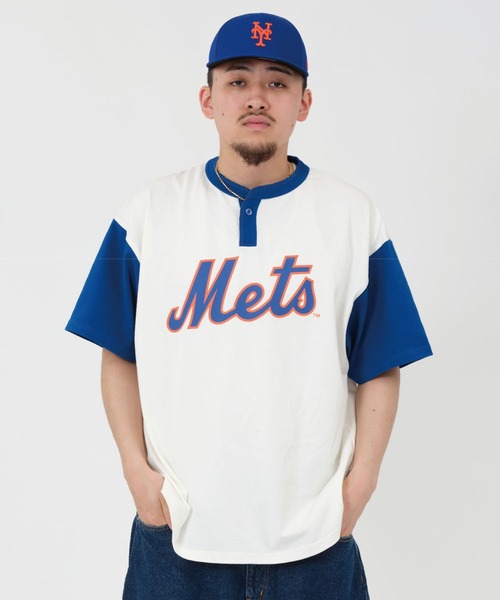 ☆韓国の人気☆【GROVE】☆22SUMMER KINNEY TE.E☆Tシャツ☆ KEBOZ tシャツ × MLB NEW YORK METS ROUND HEM HENLEY NECK S/S