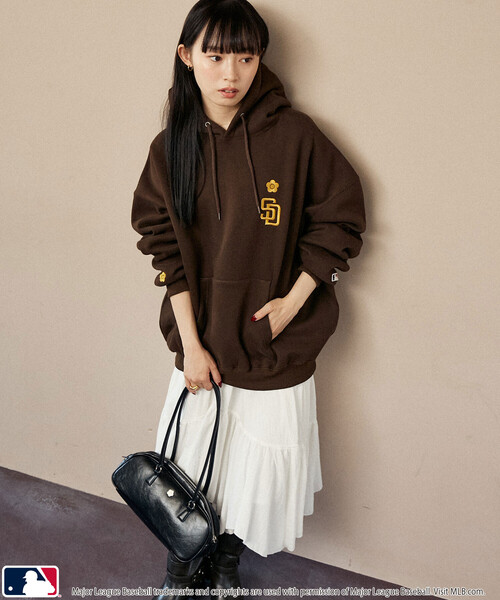 パーカー MLB × MARY QUANT/エムエルビー × マリークワント MLB×MARY QUANT EMBROIDERY SWEAT HOOD | MLB | 11