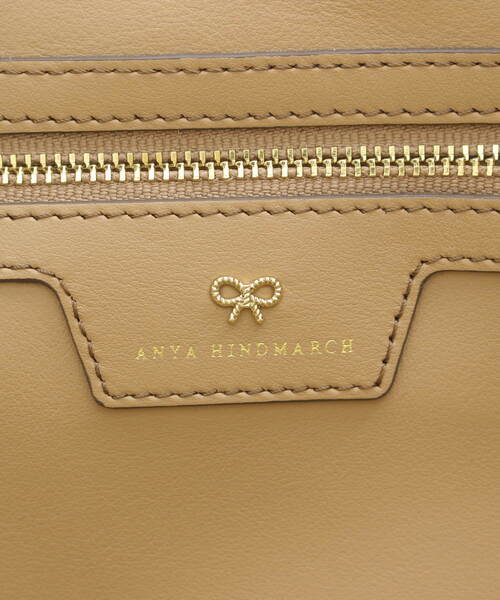「ANYA HINDMARCH」 かごバッグ - ベージュ レディースの画像