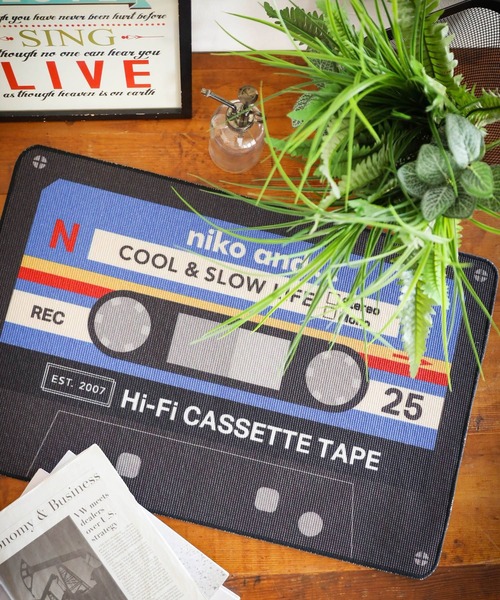 niko and…（ニコアンド） ラグ ラグマット カセットテープマット