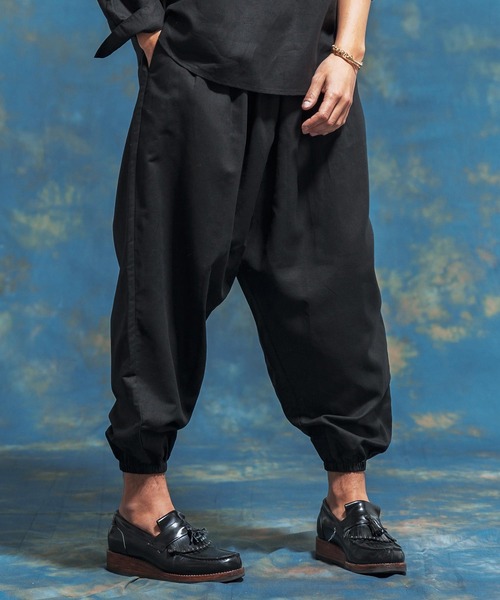 「Jih Nunc」 パンツ S ブラック メンズの画像