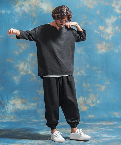 「Jih Nunc」 パンツ S ブラック メンズの画像