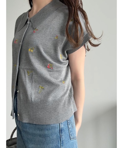 Te chichi（テチチ） ニット セーター フラワー刺繍ポロカラーニット