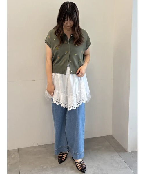 Te chichi（テチチ） ニット セーター フラワー刺繍ポロカラーニット
