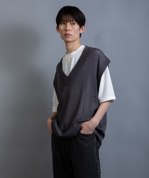 ✴︎ぴか✴︎着用数回⭐︎Theory⭐︎ベスト ジレ ベスト ジレ 透かし編みニットベスト × ビッグTEE レイヤード 2