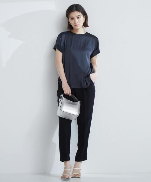 【美品】TIARA 定番イージータックパンツ Tiara スラックス パンツ 「定番」イージータックパンツ