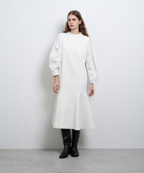 LANVIN en Bleu綺麗色シルクタフタカーブヘムゴムスカート