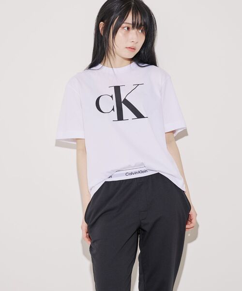 売れ筋商品|||カルバンクライン Tシャツ トップス レディース Women's Cotton Relaxed-Fit Logo T-Shirt Brilliant White Calvin Klein tシャツ 「Calvin Klein/カルバンクライン