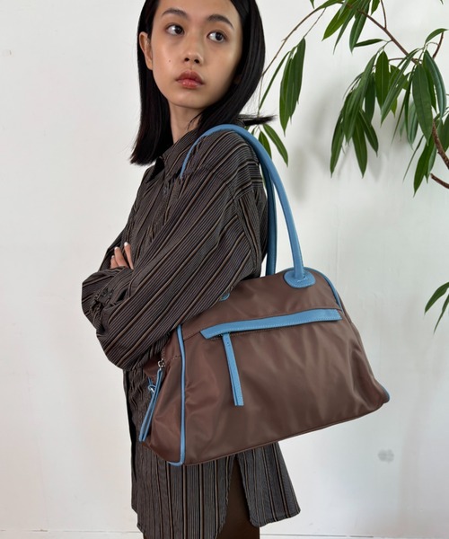 だいにぐるーぷ ボストンバッグ だいにぐるーぷ ボストンバッグ - メルカリ