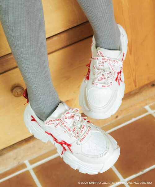 Hello Kitty × UBIQ ハローキティユービック スニーカー