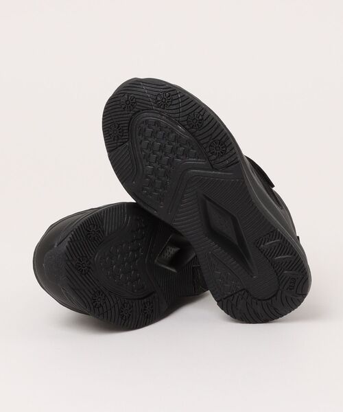 MADFOOT!（マッドフット） スニーカー 「サッと履ける」キッズ 軽量