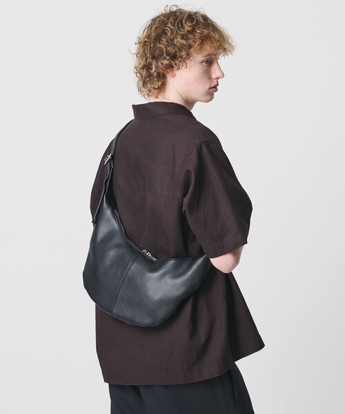 BEAUTY&YOUTH UNITED ARROWS   レザーショルダーバッグ BEAUTY＆YOUTH UNITED ARROWS ショルダーバッグ レザー ムーン