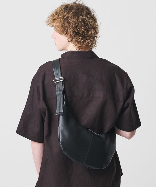 ★美品 BEAUTY&amp;YOUTH レザー ショルダーバッグ BEAUTY＆YOUTH UNITED ARROWS ショルダーバッグ レザー ムーン