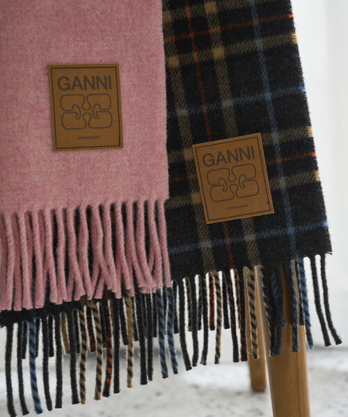 【最終価格】Ganni マフラー GANNI（ガニー） マフラー ストール Double Face Wool Solid Scarf