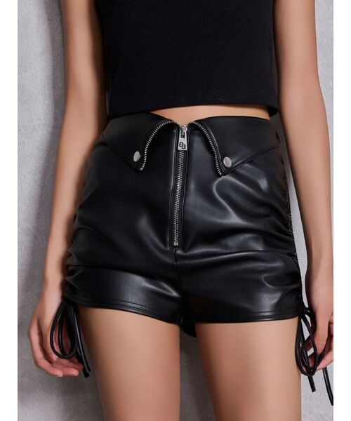 GYDA（ジェイダ） パンツ GG drawstring fake leatherショートパンツ