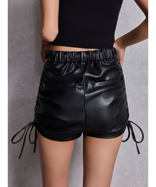 GYDA（ジェイダ） パンツ GG drawstring fake leatherショートパンツ