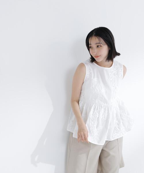 ブラウス シャツ テープ刺繍ペプラムシャツ レディースの画像