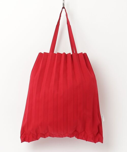 ISSEY MIYAKE 赤 ビジネスバッグ me ISSEY MIYAKE 「me by MIYAKE」 トートバッグ - レッド レディース