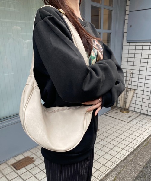 link lot ショルダーバッグ 「新色追加」「男女兼用」ハーフムーン