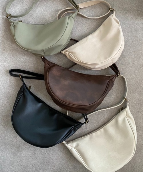 link lot ショルダーバッグ 「新色追加」「男女兼用」ハーフムーン