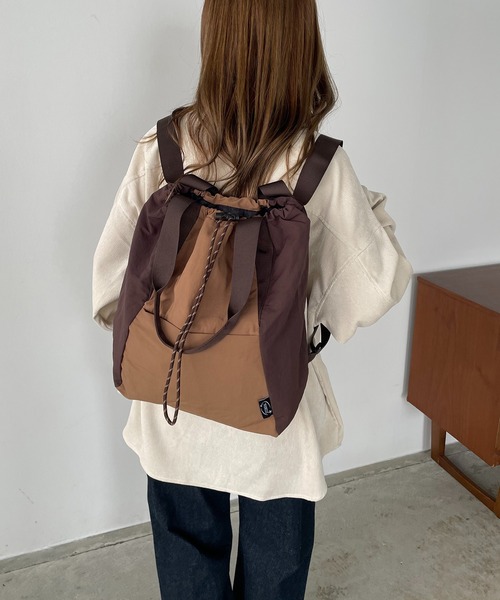 210nouve（トゥージュヌーヴ） デイバック リュック バイカラー 配色