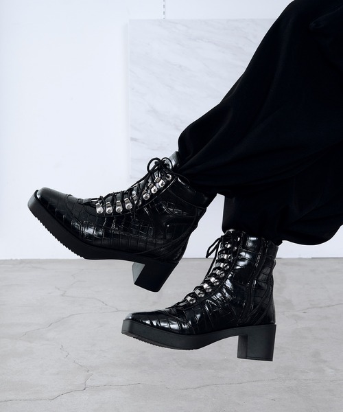 Ellno Loset（エルノロゼット） ブーツ メタルパーツレースアップ