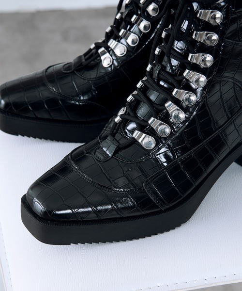 Ellno Loset（エルノロゼット） ブーツ メタルパーツレースアップ