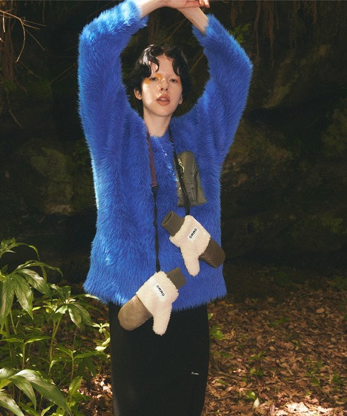 OMMO（オーエムエムオー） ニット セーター V NECK SHAGGY KNIT TOP