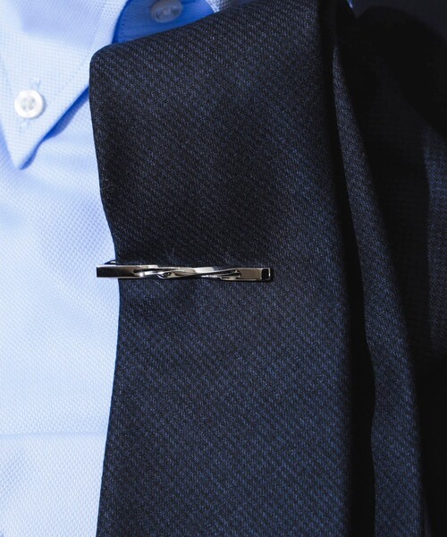 MEN'S BIGI（メンズビギ） ネクタイピン 真鍮タイバー(ダイヤカット