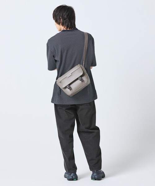LACOSTE（ラコステ） シャンタコスポーツ ショルダーバッグ （グレー） CHANTACOスクエアショルダーバッグ （ショルダーバッグ）｜LACOSTE