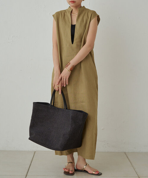 「LOUNGEDRESS」 ノースリーブワンピース FREE ブラック レディースの画像