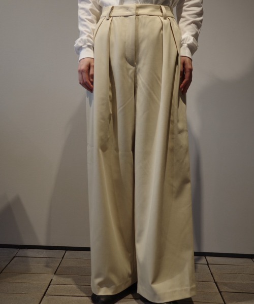 アンヌーク　ベージュ ワイドパンツオールインワン anuke（アンヌーク） ワイドパンツ パンツ anuke Doubletuck Wide