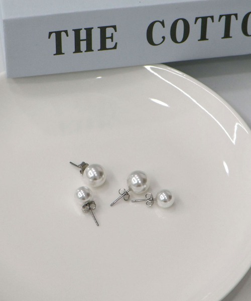 再入荷♥️クリスタルパールピアス　サージカルステンレスピアス サージカルステンレスパールピアス(2color) - surgical steel