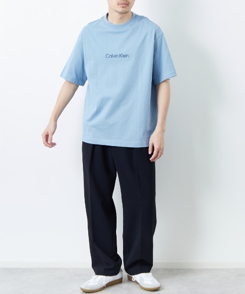  カルバンクライン CK スタンダードロゴ Tシャツ Tシャツ - スタンダードロゴ リラックス クルーネックTシャツ