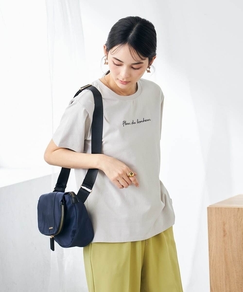 a.v.v（アー・ヴェ・ヴェ） ナイロンボディバッグ : ZOZOTOWN Yahoo!店