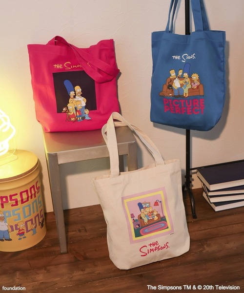 SIMPSONS シンプソンボストンバック スポーツバッグ パープル ネイビー 61k7JaWm4gL._AC_SL1500_.jpg