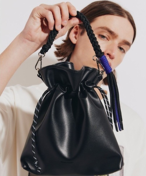 tk.TAKEO KIKUCHI（ティーケータケオキクチ） ショルダーバッグ