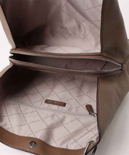 きょこ　MICHAEL KORS →レザートリスタショルダー Michael Michael Kors Jolene Tricolor Saddle Crossbody | Brixton Baker