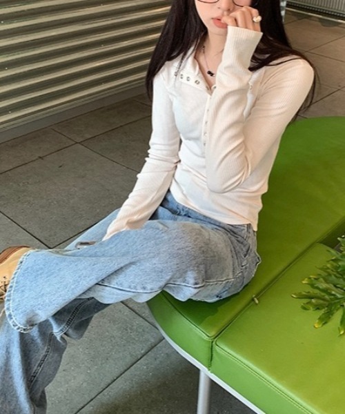 LADY LIKE（レディライク） tシャツ ドットボタンミニリブカット