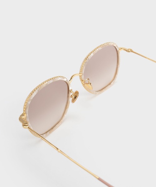 贈り物 CHARLES ＆ KEITH サングラス ツイスト メタリックバタフライ 小物