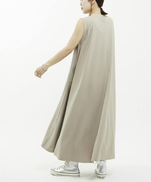 MUVEIL CONVERSE TOKYOワンピース 半袖 MUVEIL CONVERSE TOKYOワンピース 半袖