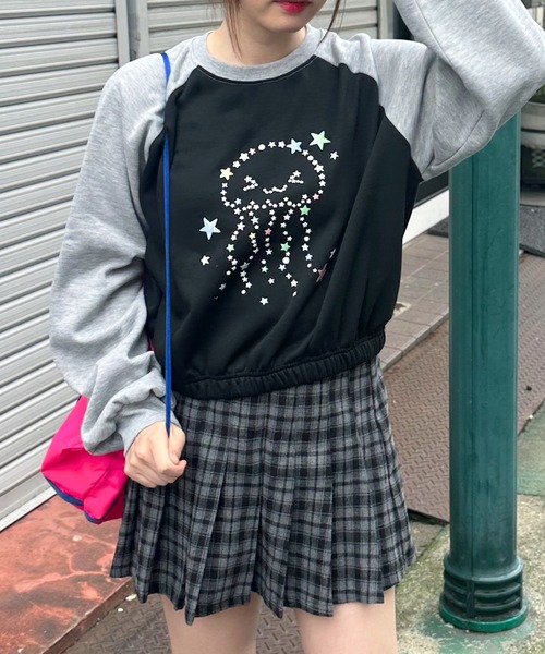 LITTLE FUNNY FACE トレーナーMサイズ　最終値下げ　早い者勝ち LITTLE FUNNY FACE トレーナーMサイズ 最終値下げ 早い者勝ち