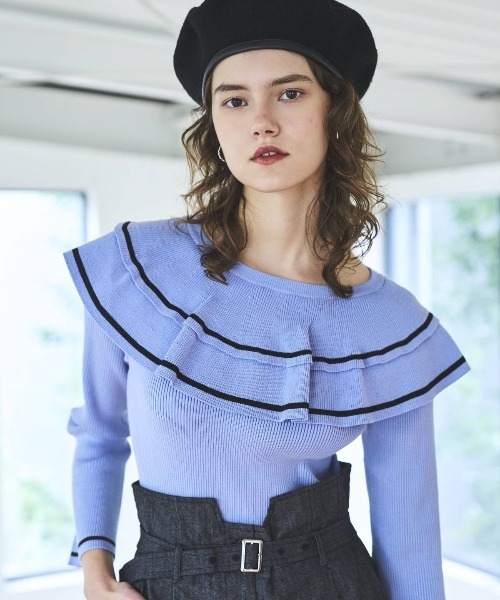 AND COUTURE（アンドクチュール） ニット セーター 配色ケープフリル